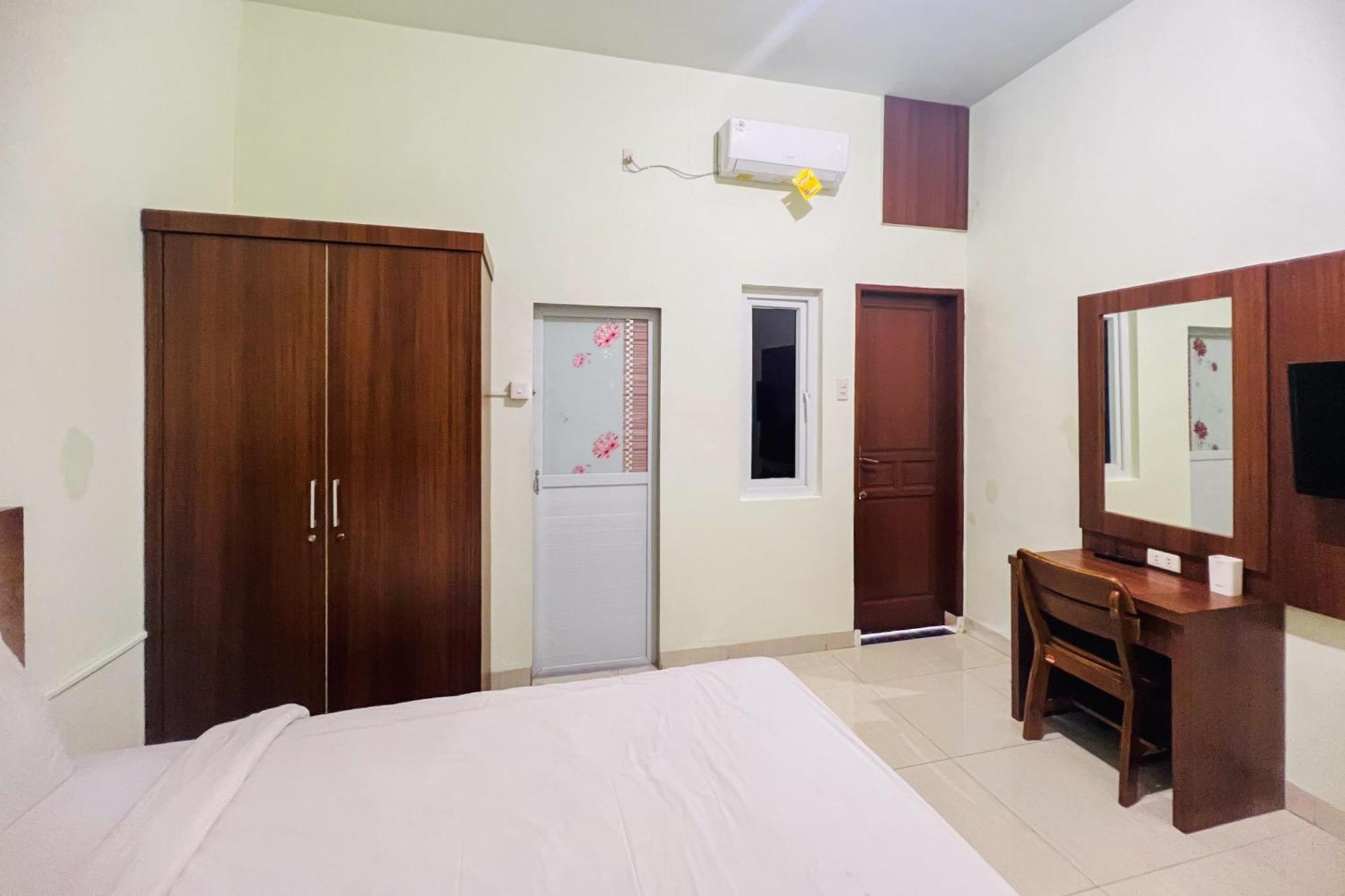 Teratai Residence Mitra Reddoorz Medan Exterior photo